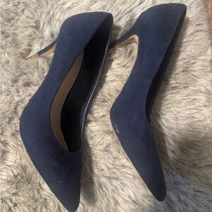 Preowned Aldo Navy Blue Suede Pump 8
